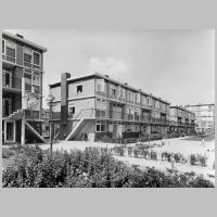Housing Hoograven (1957), Utrecht, Netherlands, photo architecture-history.org.png